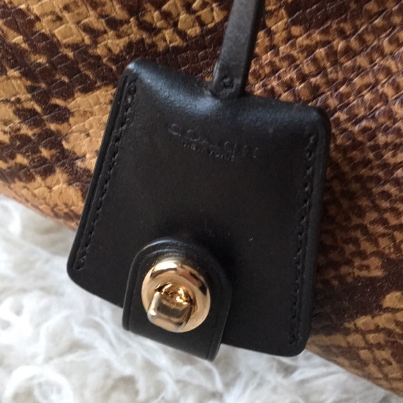 LIMITED EDITION COACH • Gorgeous Python Snake Print Handbag RARE! - Picture 11 of 16